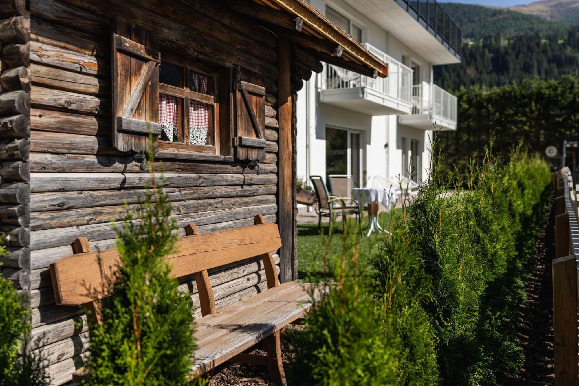 Ariane'S Guesthouse Sexten Exterior photo